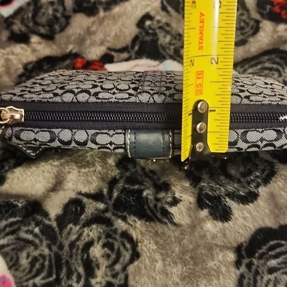 Coach - Vintage Wristlet - Navy Blue - Picture 8 of 8